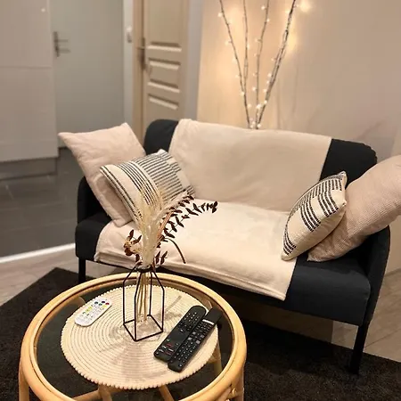 Modern - Cosy & Chic - Jaccuzi